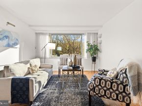 4200 Cathedral Avenue NW 812, Washington DC 20016