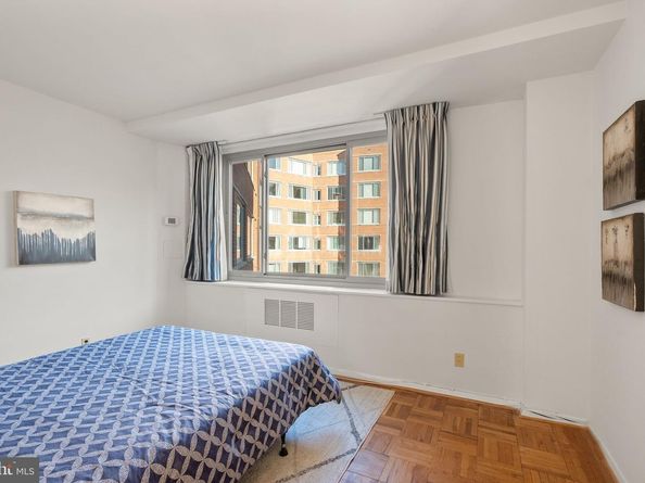 4200 Cathedral Avenue NW 812, Washington DC 20016