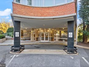 4200 Cathedral Avenue NW 812, Washington DC 20016