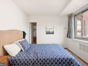 4200 Cathedral Avenue NW 812, Washington DC 20016