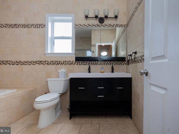 1126 E Wilt Street, Philadelphia PA 19125
