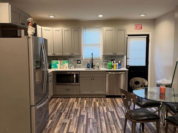 2631 Deacon Street, Philadelphia PA 19129