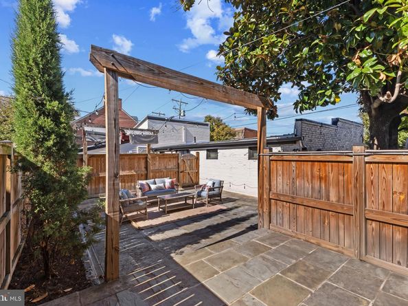 334 N Patrick Street, Alexandria VA 22314