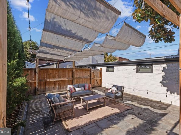 334 N Patrick Street, Alexandria VA 22314