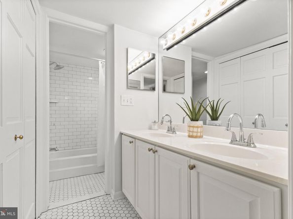 334 N Patrick Street, Alexandria VA 22314