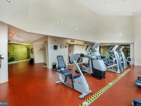 1600 N Oak Street 1521, Arlington VA 22209