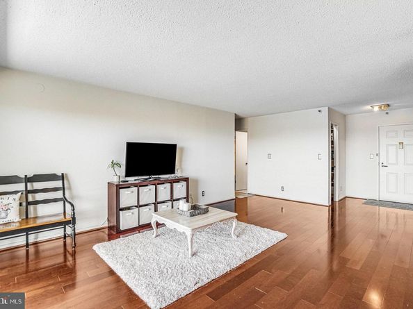 1600 N Oak Street 1521, Arlington VA 22209
