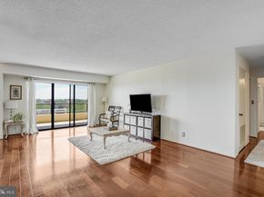 1600 N Oak Street 1521, Arlington VA 22209