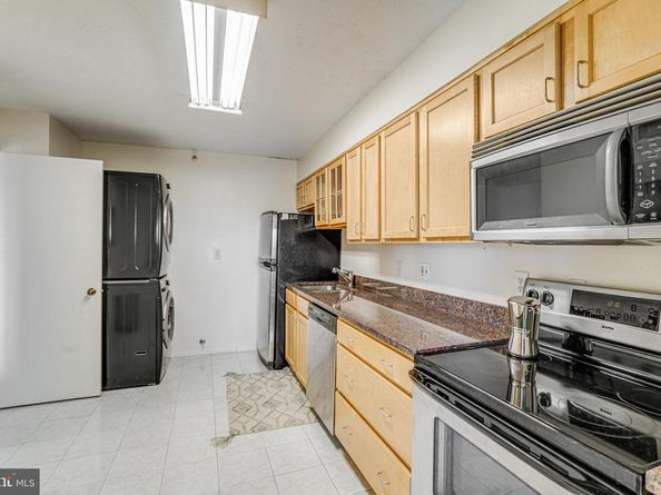1600 N Oak Street 1521, Arlington VA 22209