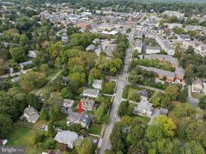 106 S Valley Road, Paoli PA 19301