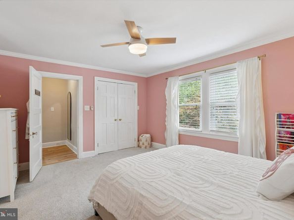 106 S Valley Road, Paoli PA 19301