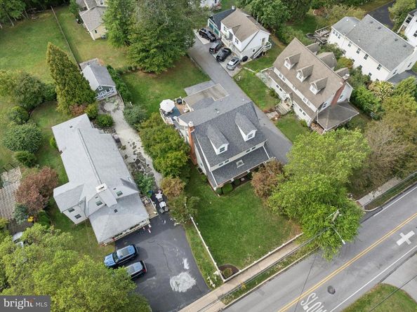 106 S Valley Road, Paoli PA 19301