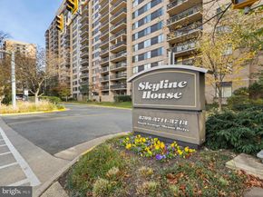 3713 S George Mason Drive 904W, Falls Church VA 22041