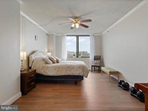 3713 S George Mason Drive 904W, Falls Church VA 22041