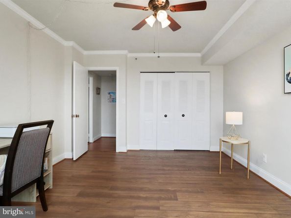 3713 S George Mason Drive 904W, Falls Church VA 22041