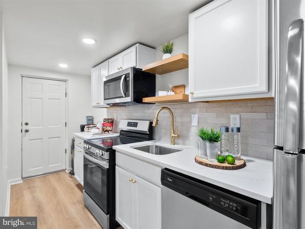 30 Farragut Place NW, Washington DC 20011