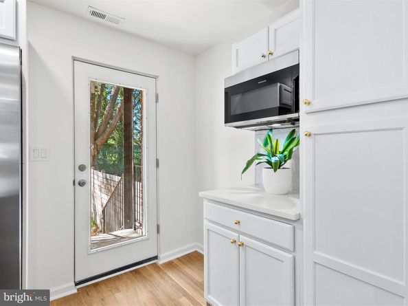 30 Farragut Place NW, Washington DC 20011