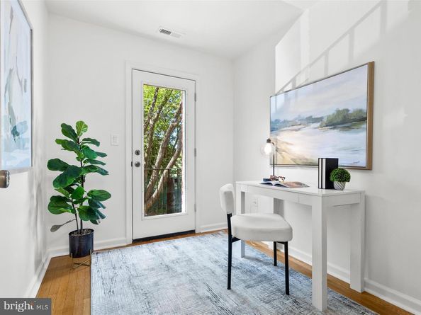 30 Farragut Place NW, Washington DC 20011