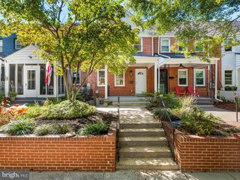 30 Farragut Place NW