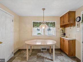 806 W Penn Pines Boulevard, Aldan PA 19018