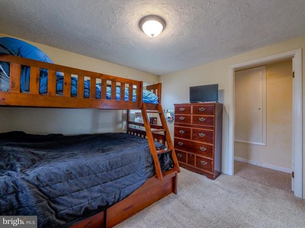 806 W Penn Pines Boulevard, Aldan PA 19018
