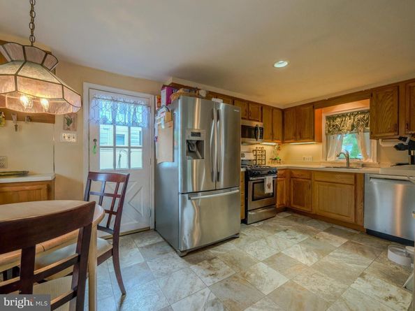 806 W Penn Pines Boulevard, Aldan PA 19018