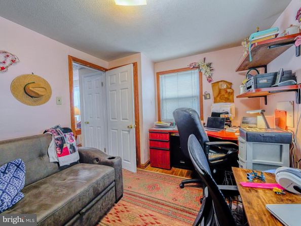 806 W Penn Pines Boulevard, Aldan PA 19018