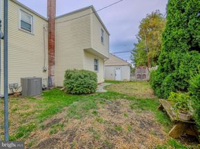 806 W Penn Pines Boulevard, Aldan PA 19018