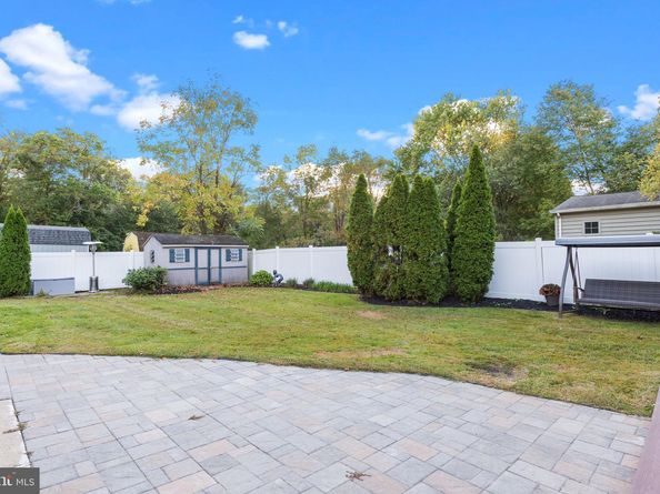 585 Colonial Drive, Horsham PA 19044