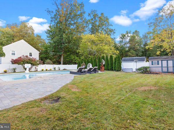 585 Colonial Drive, Horsham PA 19044