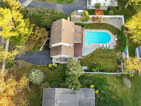 585 Colonial Drive, Horsham PA 19044