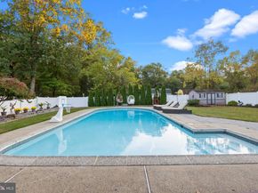 585 Colonial Drive, Horsham PA 19044