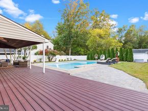 585 Colonial Drive, Horsham PA 19044