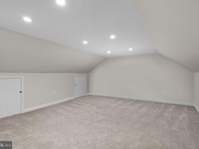585 Colonial Drive, Horsham PA 19044