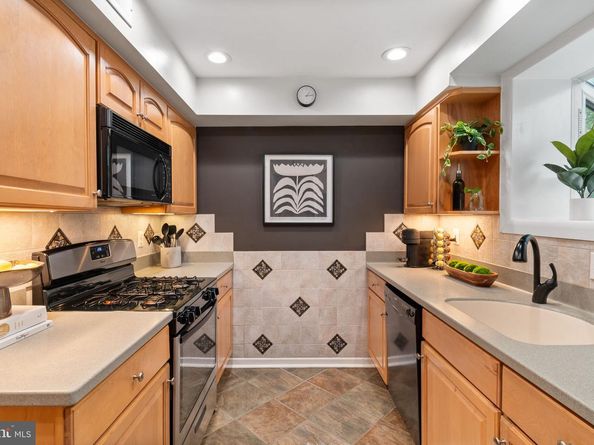3823 Jay Avenue, Alexandria VA 22302