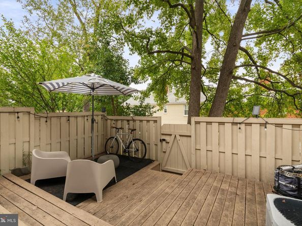 3823 Jay Avenue, Alexandria VA 22302