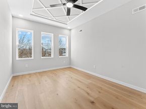 347 E Montana Street, Philadelphia PA 19119