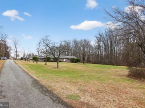 1637 Dillon Road, Ambler PA 19002