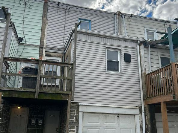 7129 Seaford Road, Upper Darby PA 19082