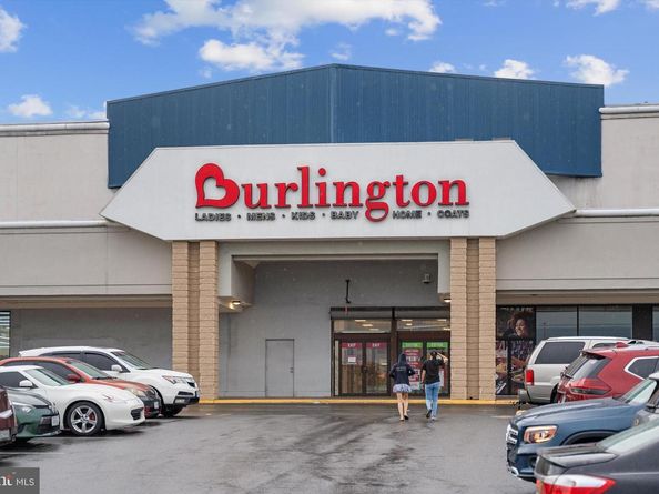 5300 Columbia Pike 315, Arlington VA 22204