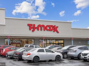 5300 Columbia Pike 315, Arlington VA 22204