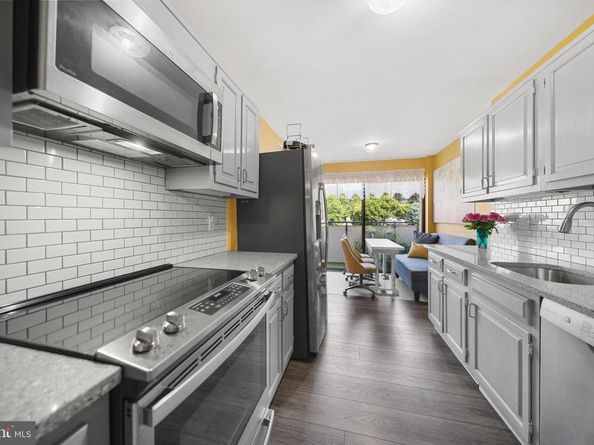 5300 Columbia Pike 315, Arlington VA 22204