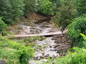 5300 Columbia Pike 315, Arlington VA 22204