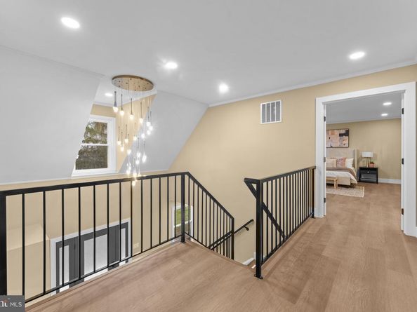 10333 Hickory Forest Drive, Oakton VA 22124