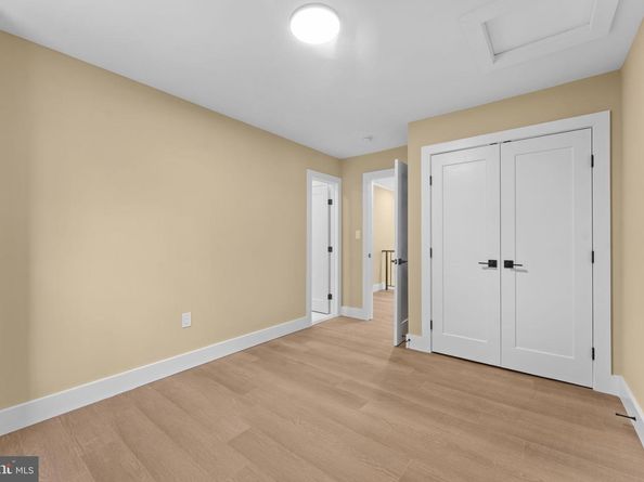 10333 Hickory Forest Drive, Oakton VA 22124