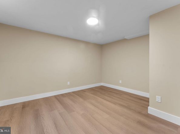 10333 Hickory Forest Drive, Oakton VA 22124