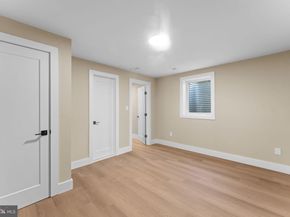 10333 Hickory Forest Drive, Oakton VA 22124