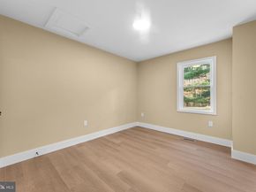 10333 Hickory Forest Drive, Oakton VA 22124