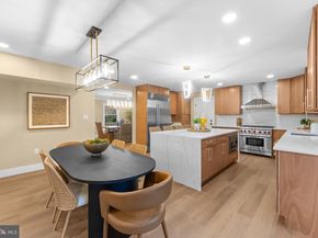 10333 Hickory Forest Drive, Oakton VA 22124