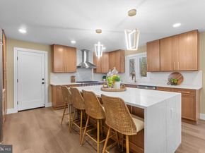 10333 Hickory Forest Drive, Oakton VA 22124